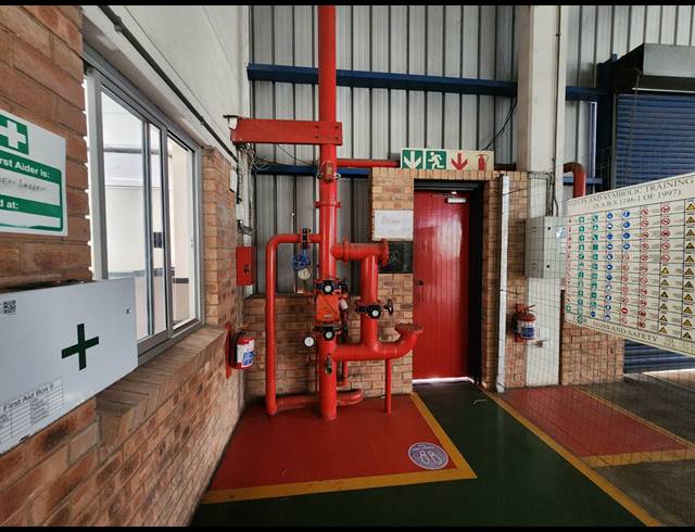 2,355M² WAREHOUSE TO LET IN TUNNEY